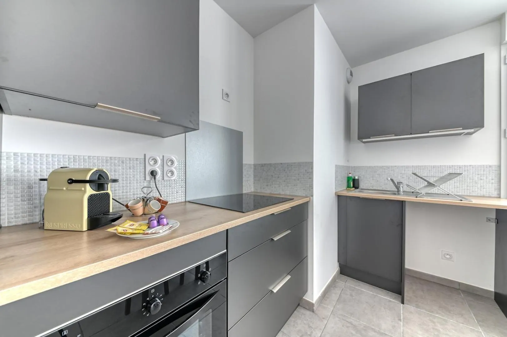 Apartment Guestready - Macaron Delight In Villeurbanne France
